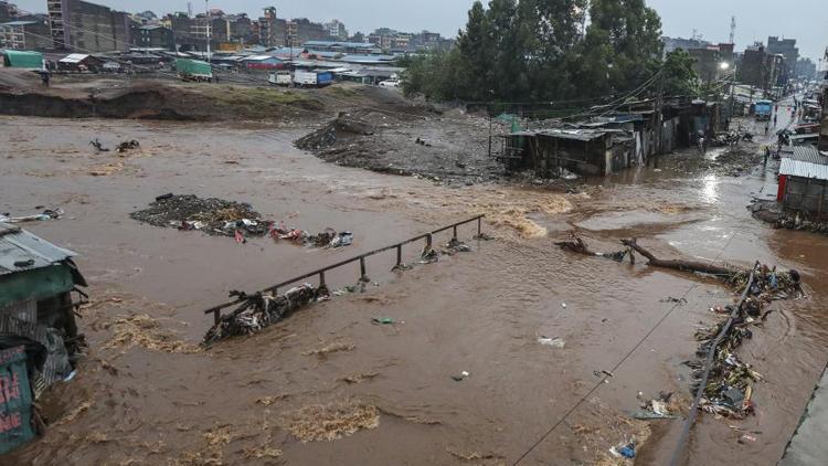 Kenya sular altında…Sel felaketinde  can kaybı 70’e yükseldi